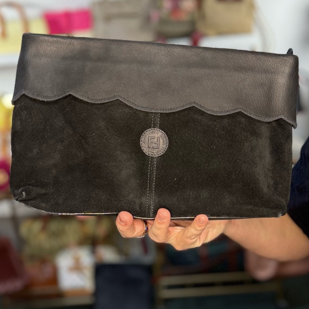 FENDI CLUTCH